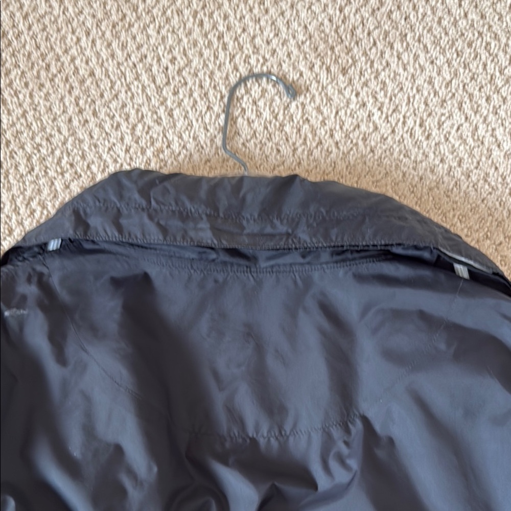 Men's Black Lacoste Jacket - Picture 8 of 10